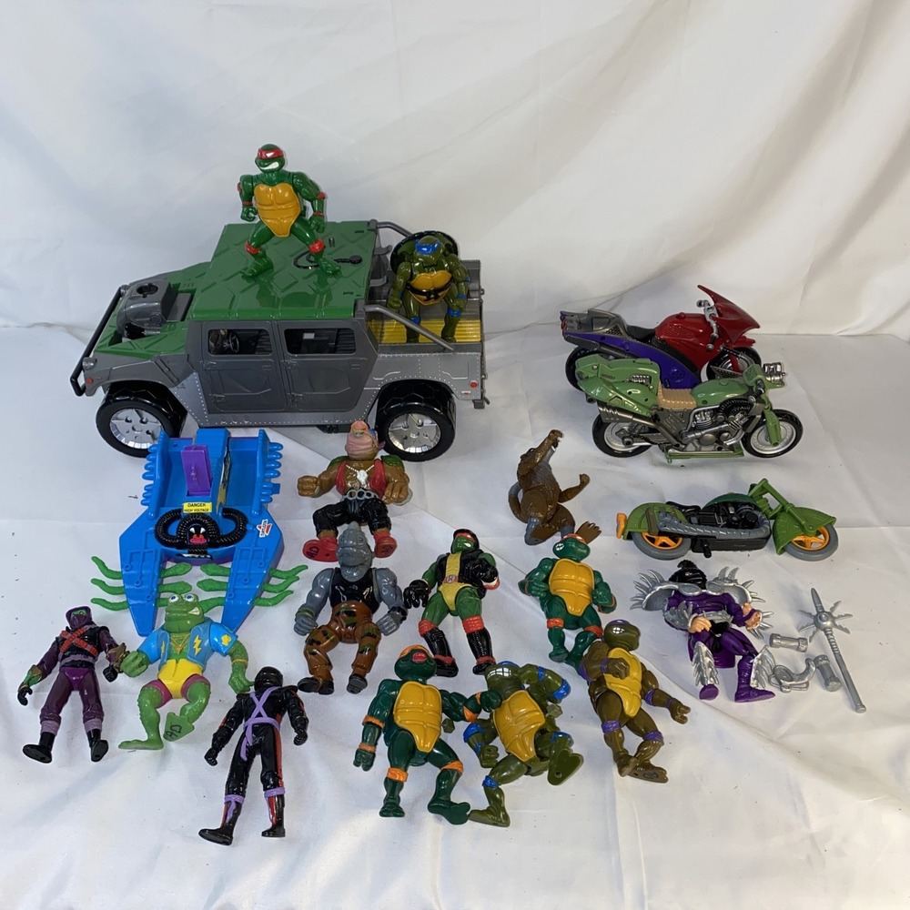 LOT Teenage Mutant Ninja Turtles TMNT Action Figures Cars Motorcycles Rare Vtg